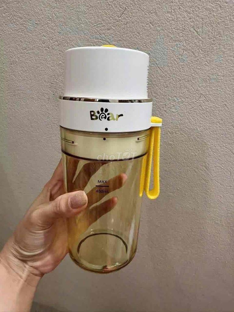 Máy xay cầm tay Bear SB-MX04K 400ml Trắng, vàng. Mua bán Bếp, lò, đồ điện nhà bếp tại Huyện Hòa Thành Tây Ninh được đăng bởi Hẻm Ăn Vặt SuRốt BĐS nhà đất SuRốt hình 1