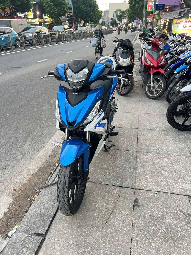 Honda winner 2016 mới 90% biển số thành phố. Mua bán Xe máy tại Quận Tân Phú Tp Hồ Chí Minh được đăng bởi Tuanduy hình 2