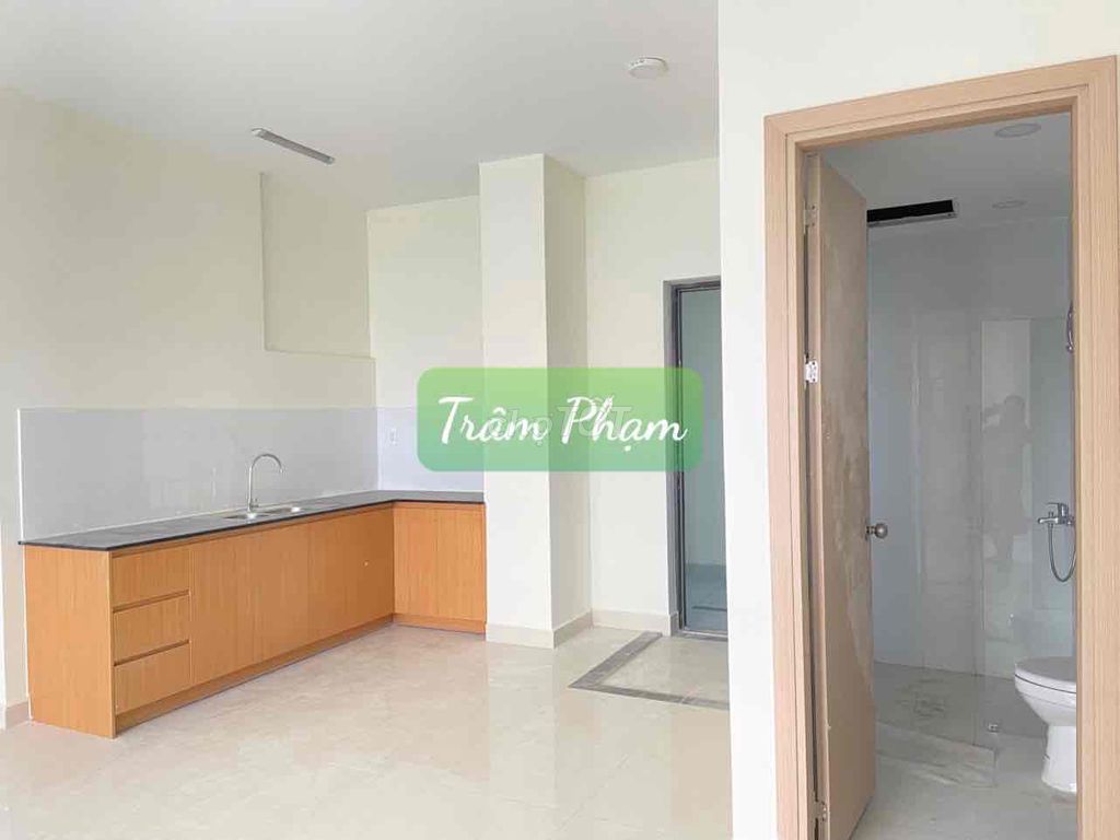 Cho Thuê CH 2Phòng ngủ 2wc block mặt tiền đẹp, nhà mới thoáng mát