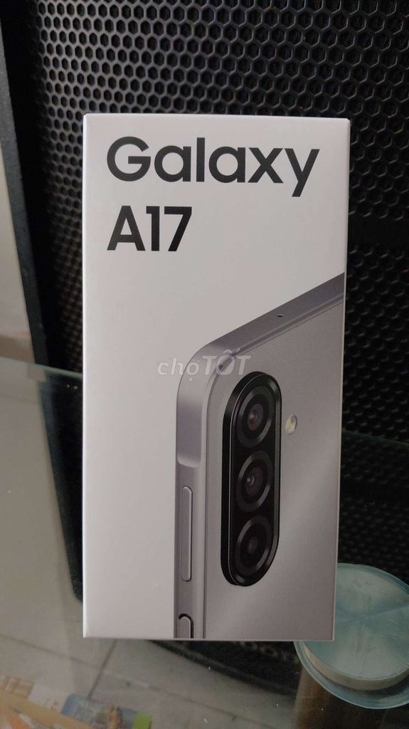 Samsung Galaxy A17 8/128GB Xám Việt Nam. Mua bán Điện thoại tại Thành phố Thủ Đức Tp Hồ Chí Minh được đăng bởi coffee  hình 1