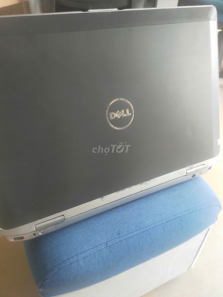 Thanh lý laptop Dell cấu hình mạnh i5 bh 1 tháng