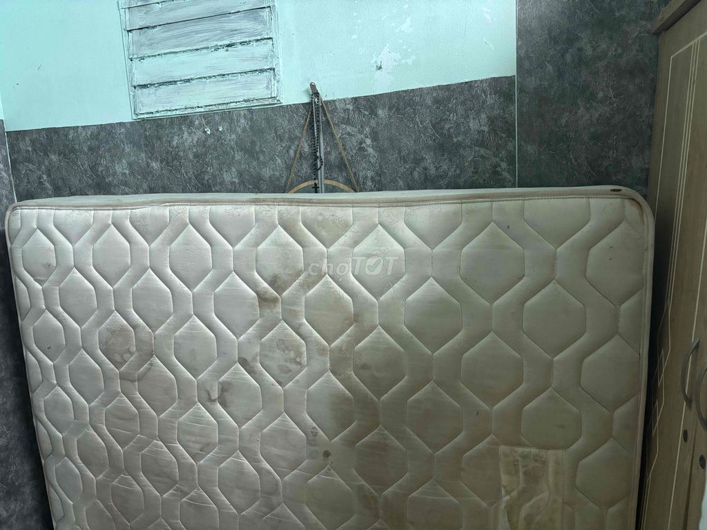 Nệm 1m6x2m đã qua sử dụng. Mua bán Giường, chăn ga gối nệm tại Thành phố Vũng Tàu Bà Rịa - Vũng Tàu được đăng bởi Hoang Diepp hình 1