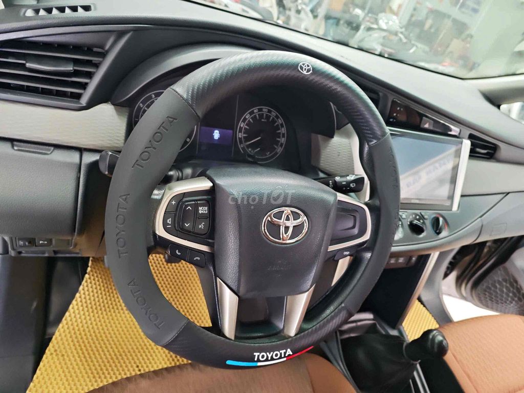 Toyota Innova E 2020 137000 km. Mua bán Ô tô tại Quận 12 Tp Hồ Chí Minh được đăng bởi Salon Ô tô Hoàng Minh Phát hình 9