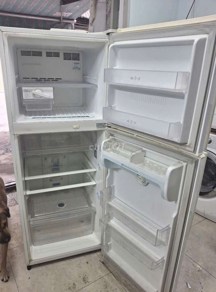 Tủ lạnh LG 300l  cần thanh lý. Mua bán Tủ lạnh tại Quận 7 Tp Hồ Chí Minh được đăng bởi Gì Cũng Tốt hình 2