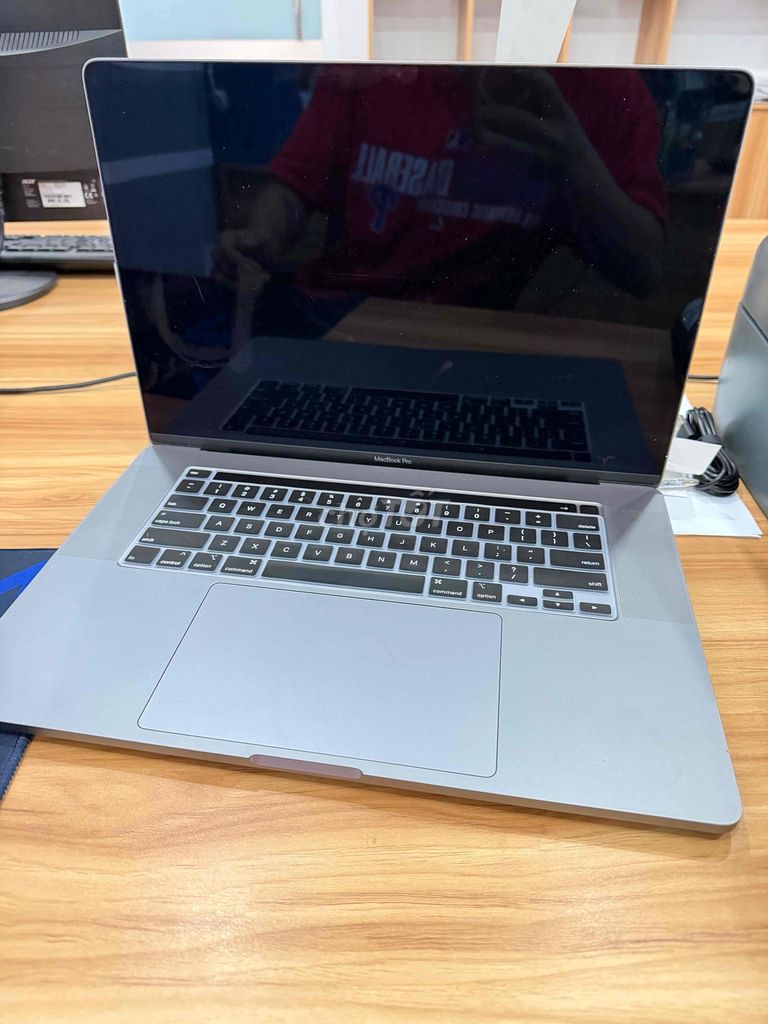 Apple MacBook Pro 2019 i9 32GB/512GB. Mua bán Laptop tại Thành phố Biên Hòa Đồng Nai được đăng bởi Mạnh Tuấn hình 1