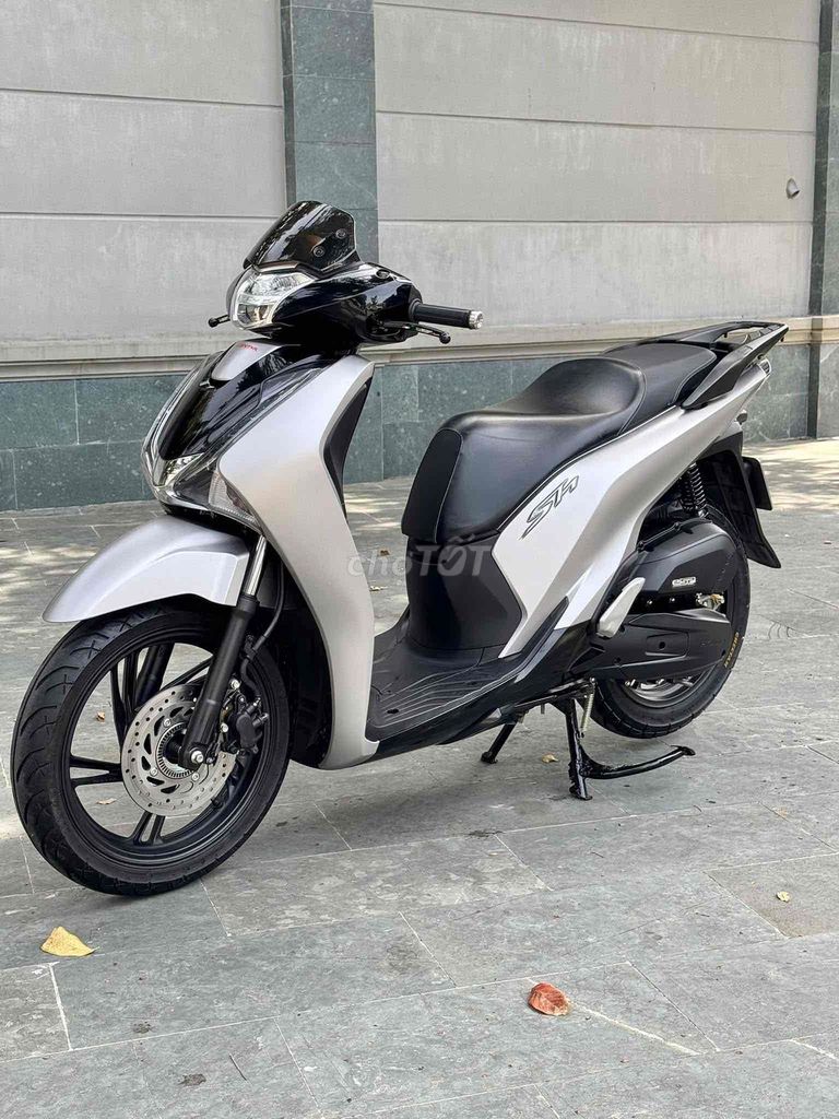 SH 150 ABS 2017 XÁM TITAN MÁY ZIN CHÍNH CHỦ CÓ GÓP. Mua bán Xe máy tại Thành phố Thủ Đức Tp Hồ Chí Minh được đăng bởi Khoa Đặng hình 8