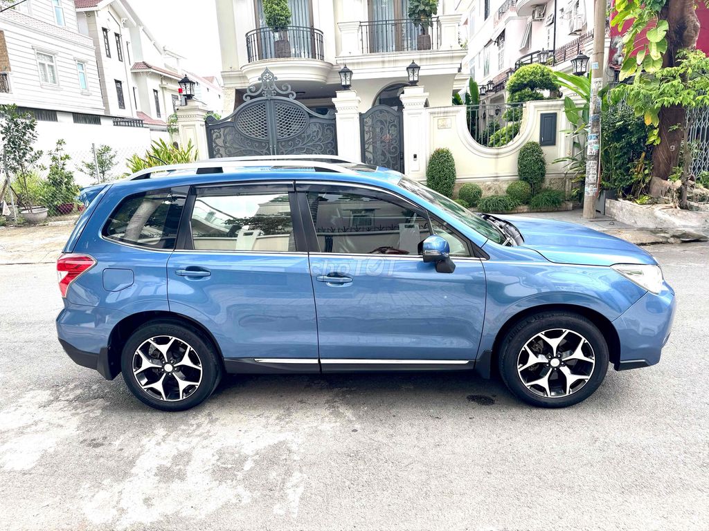 Subaru Forester 2014 photo 4