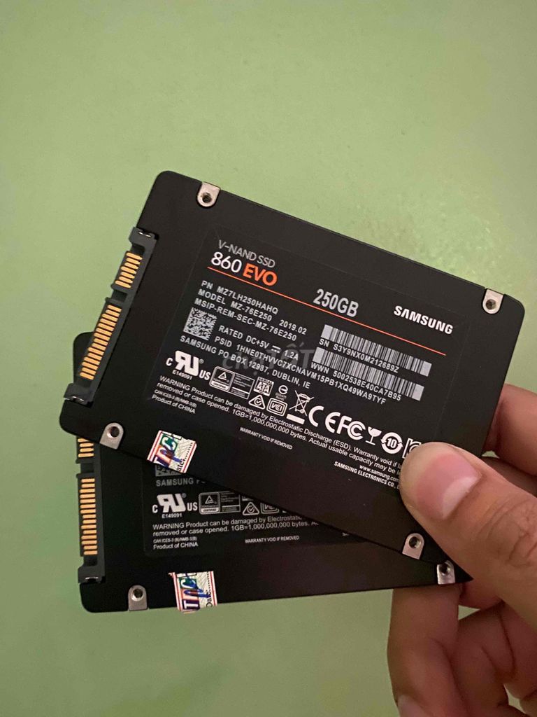 Ổ cứng SSD 250G Evo 860 zin all Win 10 Pro có BH