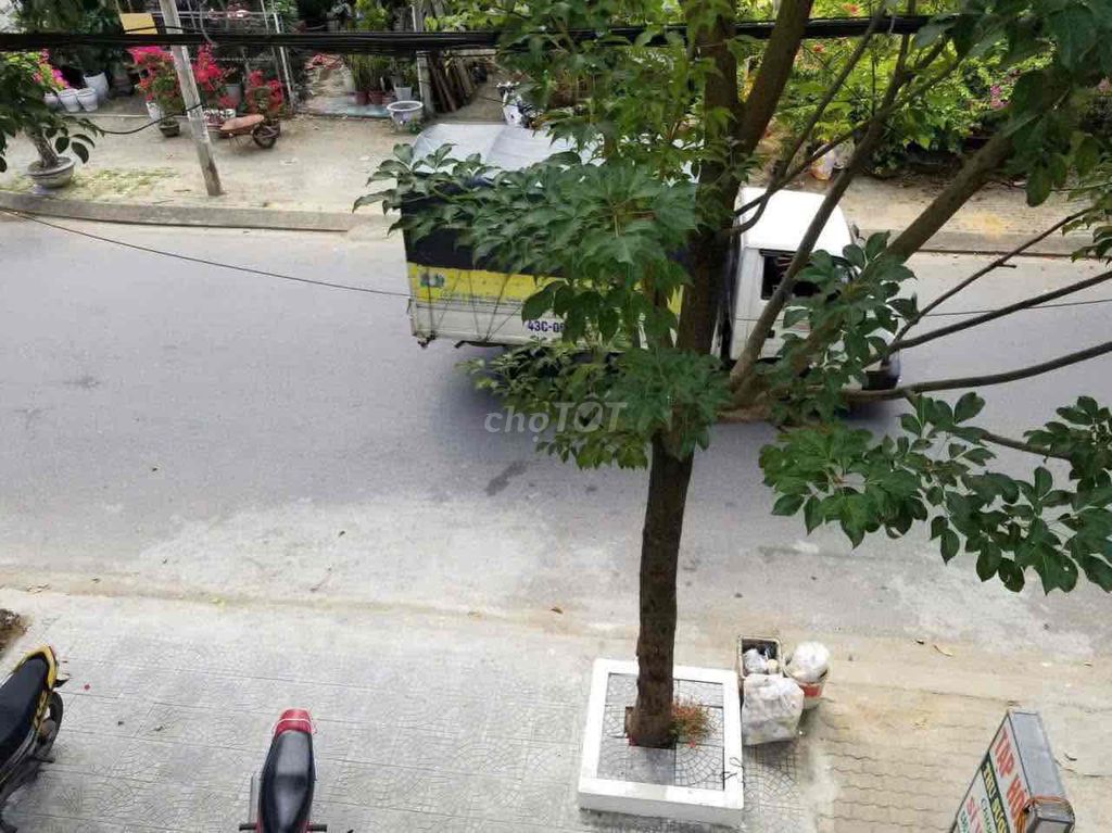 toà nhà làm VP 3tầng Tố Hữu