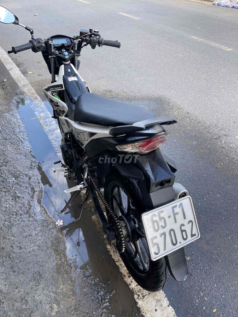 satria Fi 2019 trắng ngọc Trinh biển 65 máy êm ru. Mua bán Xe máy tại Quận Cái Răng Cần Thơ được đăng bởi Cầm Đồ Minh Tấn hình 2