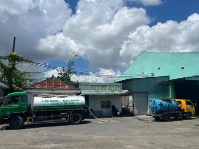 Hút hầm cầu, hố ga, bể phốt. Dịch vụ tại Quận Tân Bình Tp Hồ Chí Minh được đăng bởi Lê Văn Lực