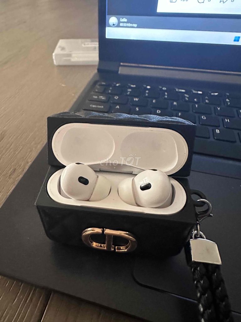 Tai nghe không dây Airpods Pro 2 Trắng. Mua bán Tivi, Âm thanh tại Quận Hoàng Mai Hà Nội được đăng bởi Hạ Băng hình 1