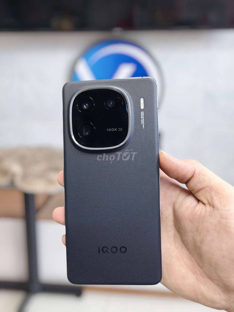 Vivo iQOO 12 5G (New) bản 12/256GB. Mua bán Điện thoại tại Quận 11 Tp Hồ Chí Minh được đăng bởi Vinhanmobile hình 1