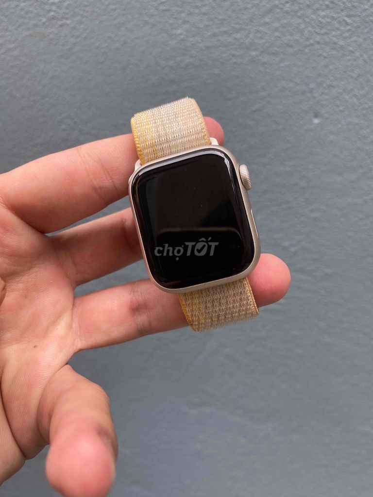 Apple watch se 2022 40mm starlight