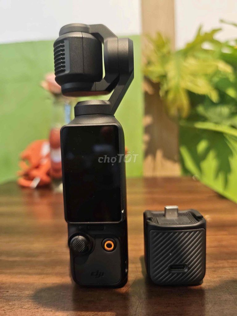 Camera hành động DJI Pocket 3 Đen. Mua bán Máy ảnh, Máy quay tại Thành phố Nha Trang Khánh Hòa được đăng bởi Nguyễn Thị Nhật Cúc hình 1