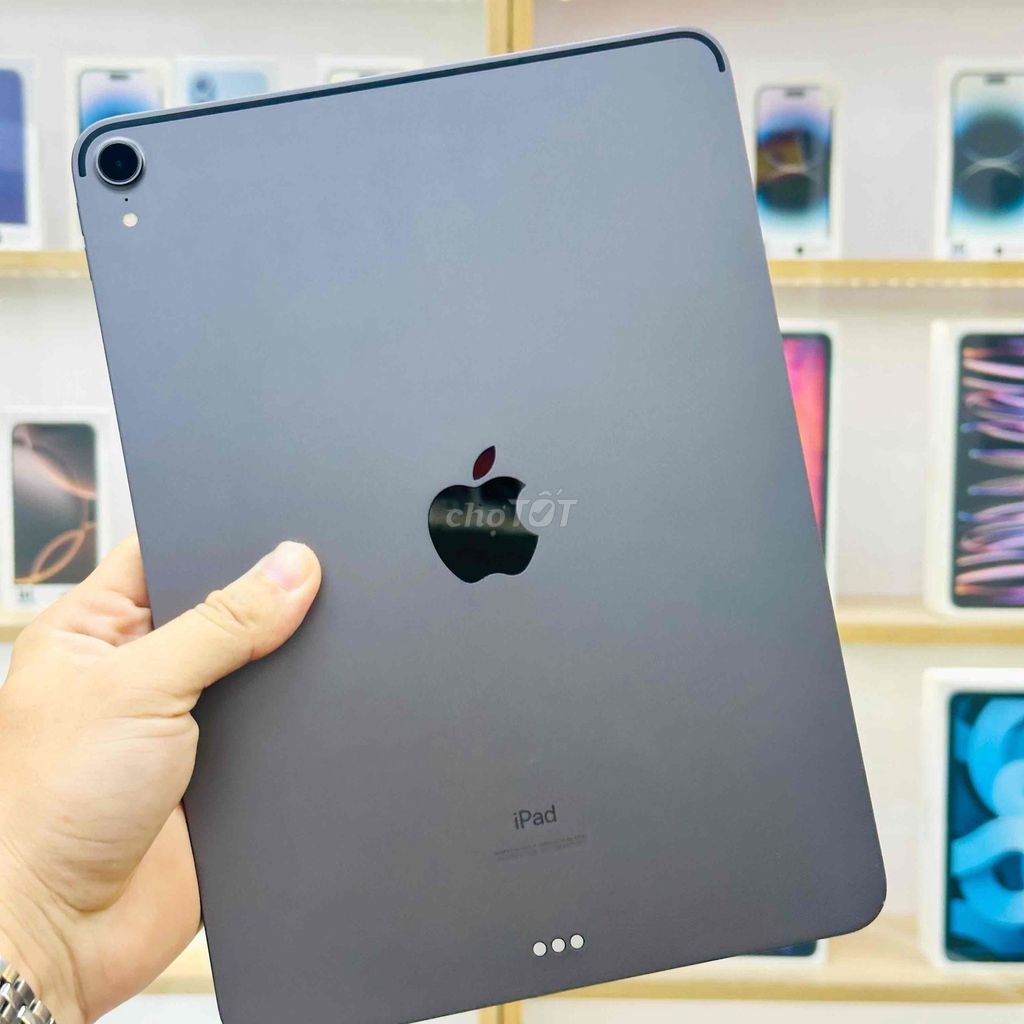 🍎IPAD PRO 2018 GRAY 64GB WIFI CHÍNH HÃNG PIN95%. Mua bán Máy tính bảng tại Quận Ninh Kiều Cần Thơ được đăng bởi Nghĩa Trần Mobile hình 1