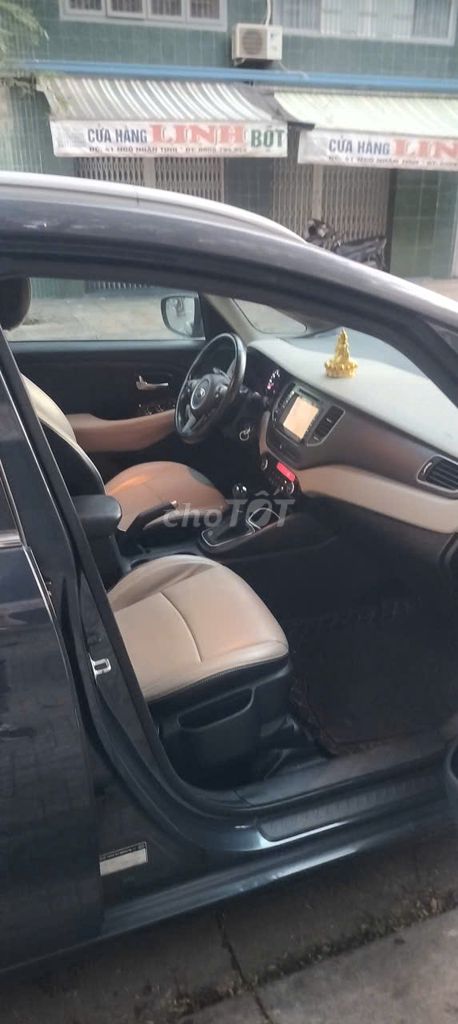 KIA RONDO 2016 Số tự động Đen. Mua bán Ô tô tại Quận 6 Tp Hồ Chí Minh được đăng bởi A Zon hình 3