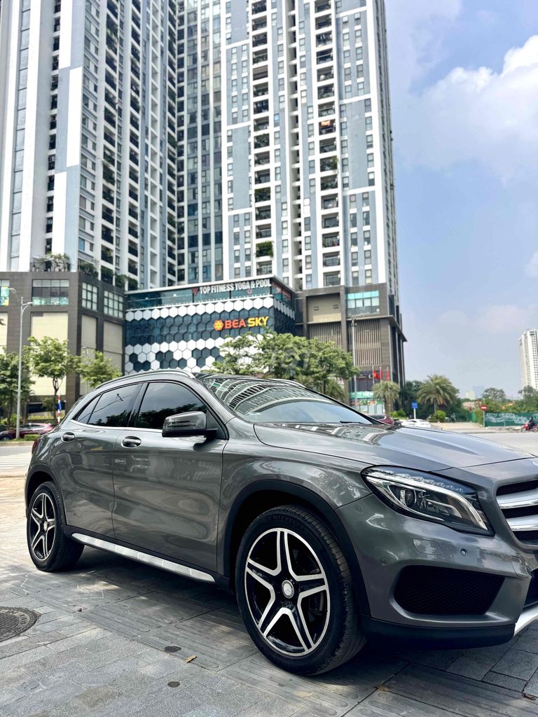 Mercedes GLA250 4Matic 2014-2015 AMG. Mua bán Ô tô tại Quận Thanh Xuân Hà Nội được đăng bởi Nguyễn Quang Đức hình 1