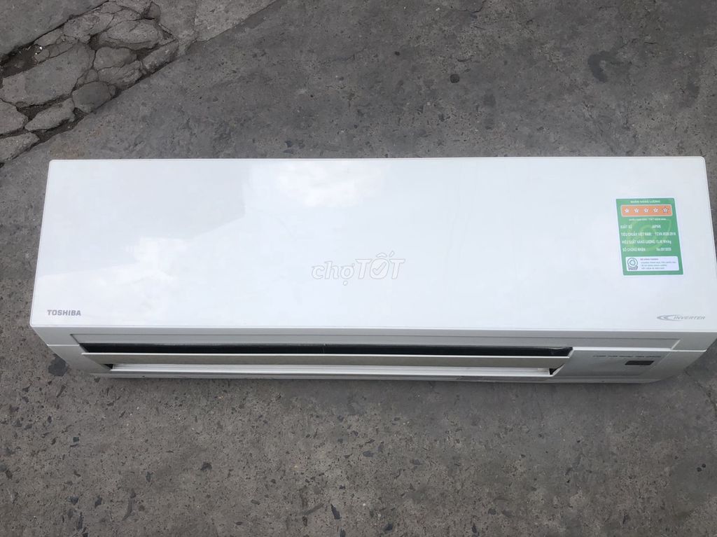 Máy lạnh toshiba 1,5hp ga 410 hàng mới về 90%