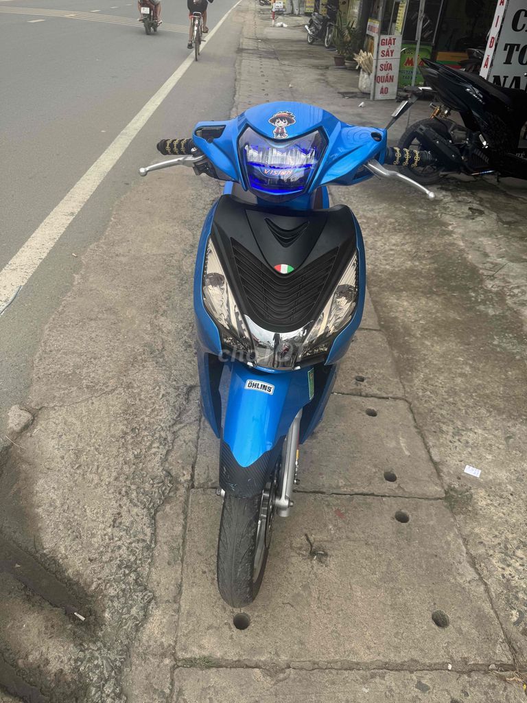 a chị cần mua xe đi làm hay đi chơi thì gọi e. Mua bán Xe máy tại Huyện Nhơn Trạch Đồng Nai được đăng bởi chiêu thống hình 1