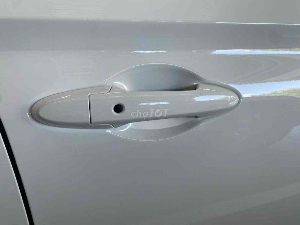 Honda City RS Trắng sẵn giao ngay giá tốt. Mua bán Ô tô tại Huyện Hoài Đức Hà Nội được đăng bởi Thành Long Honda Hà Nội hình 16