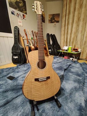 Violet Guitar Mini Custom Size 3/4 Bản Natural