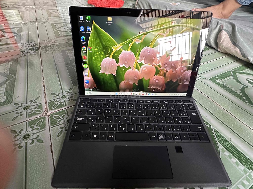 Laptop lai tablet Microsoft Surface Pro 7. Mua bán Laptop tại Thành phố Thủ Đức Tp Hồ Chí Minh được đăng bởi nguyễn  hình 1