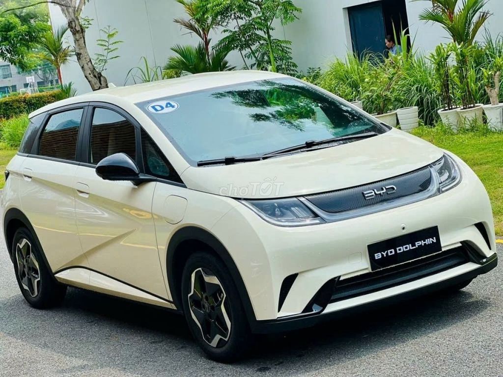BYD Dolphin GLX 2026 Хэтчбек Белый