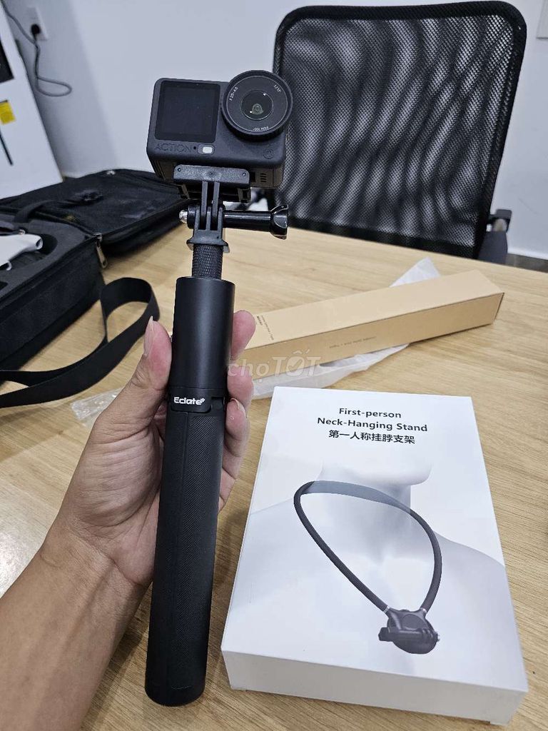 Gậy Action dji gopro insta360 . Mua bán Máy ảnh, Máy quay tại Quận Liên Chiểu Đà Nẵng được đăng bởi Dương Trung  hình 1