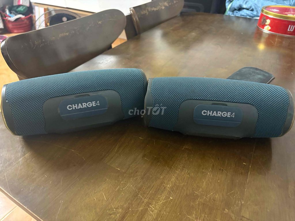 Loa Bluetooth JBL Charge 4 Xanh đậm. Mua bán Tivi, Âm thanh tại Quận Sơn Trà Đà Nẵng được đăng bởi Trần Thạch Cao Đình Thân hình 1