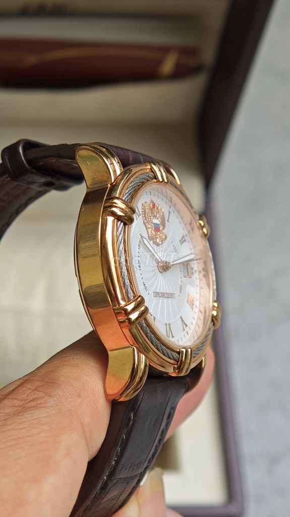 Đồng hồ Nga Poljot President (tổng thống Nga)