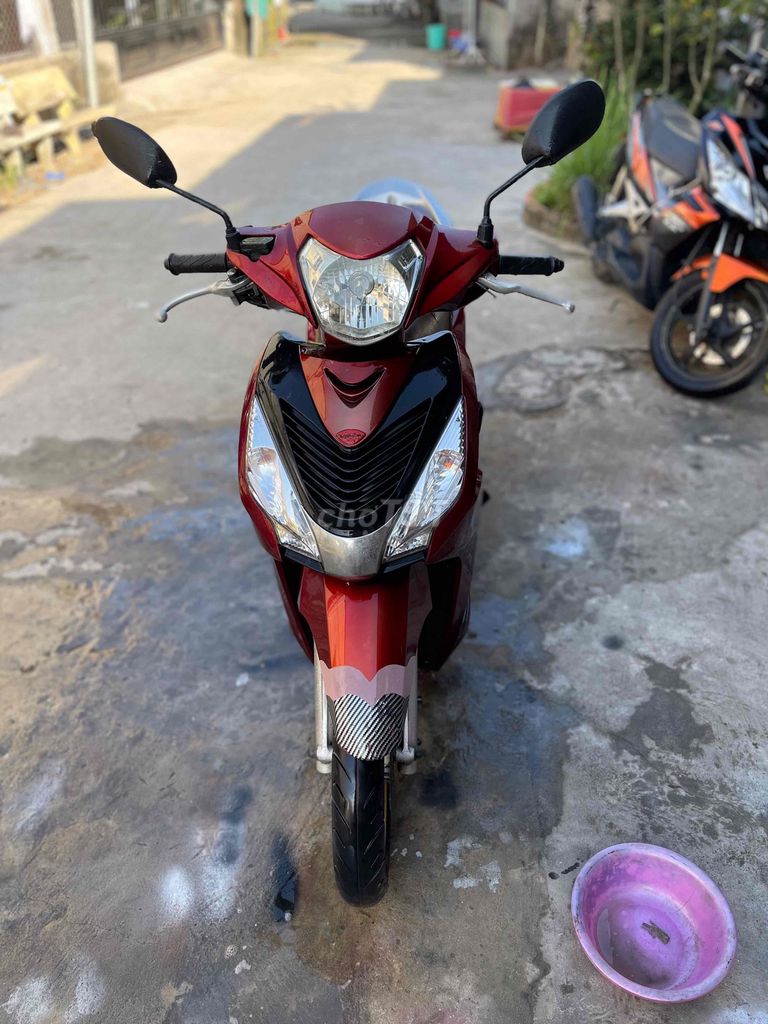 Honda Vision 2016 màu Đỏ ngây chủ máy zin biển 65. Mua bán Xe máy tại Quận Cái Răng Cần Thơ được đăng bởi Cầm Đồ Minh Tấn hình 4