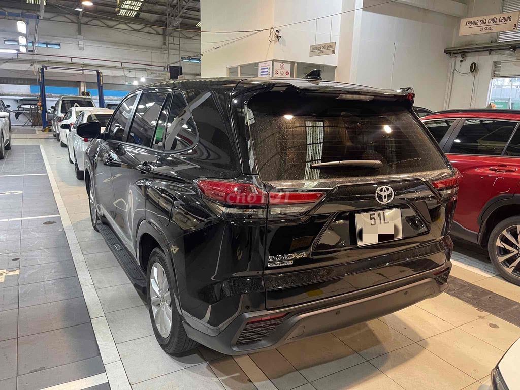 Toyota Innova Cross 2025 - 4600 km. Mua bán Ô tô tại Quận Tân Phú Tp Hồ Chí Minh được đăng bởi Nguyễn Hồ Đạt hình 3