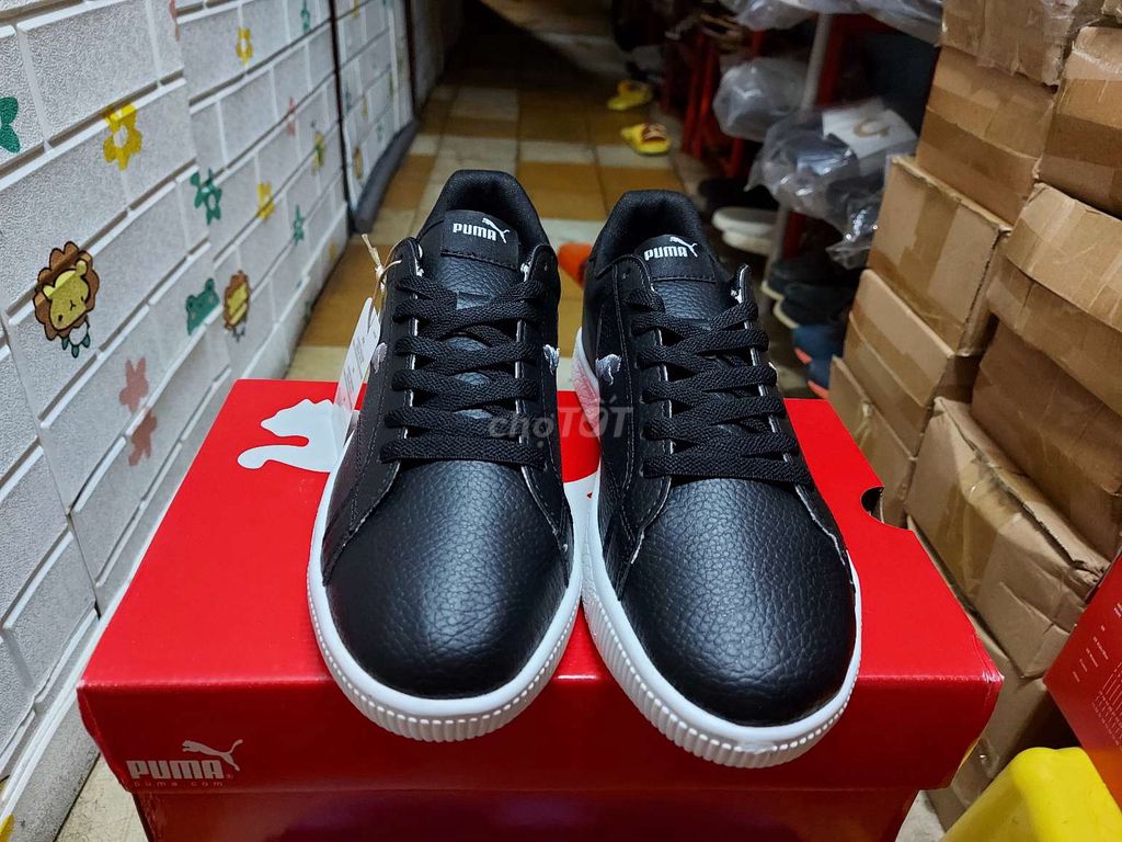 Mình cần bán 1 đôi giày thể thao hiệu PUMA size 42