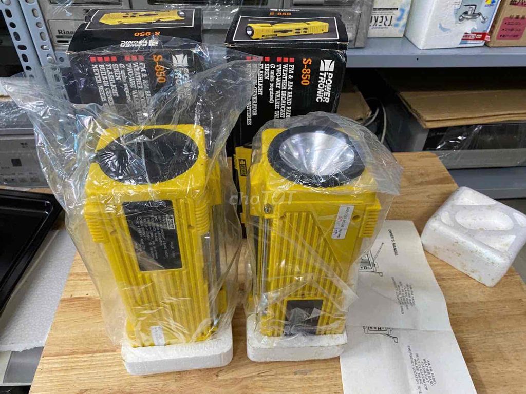 Radio cứu hộ Power Tronic S-850 Vàng Đài Loan