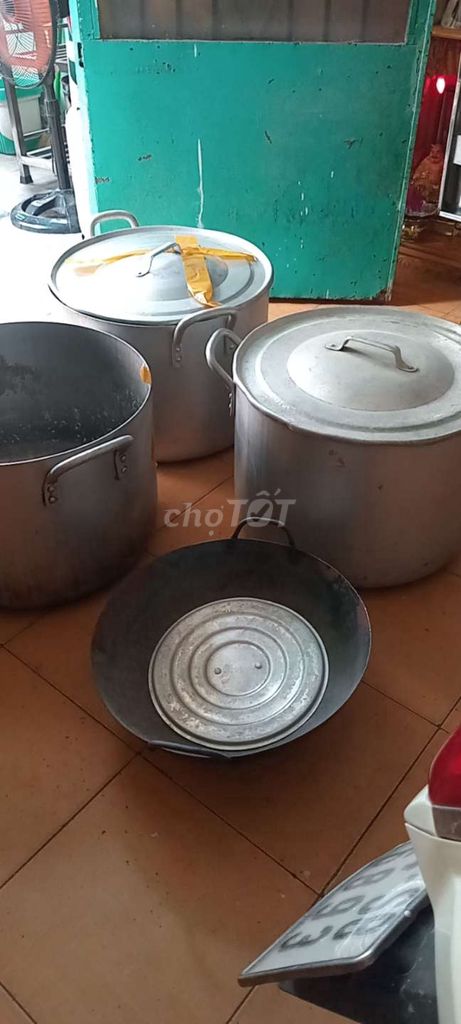 Thanh lý 3 cai nồi 45lit nhôm bao dầy.359k cai