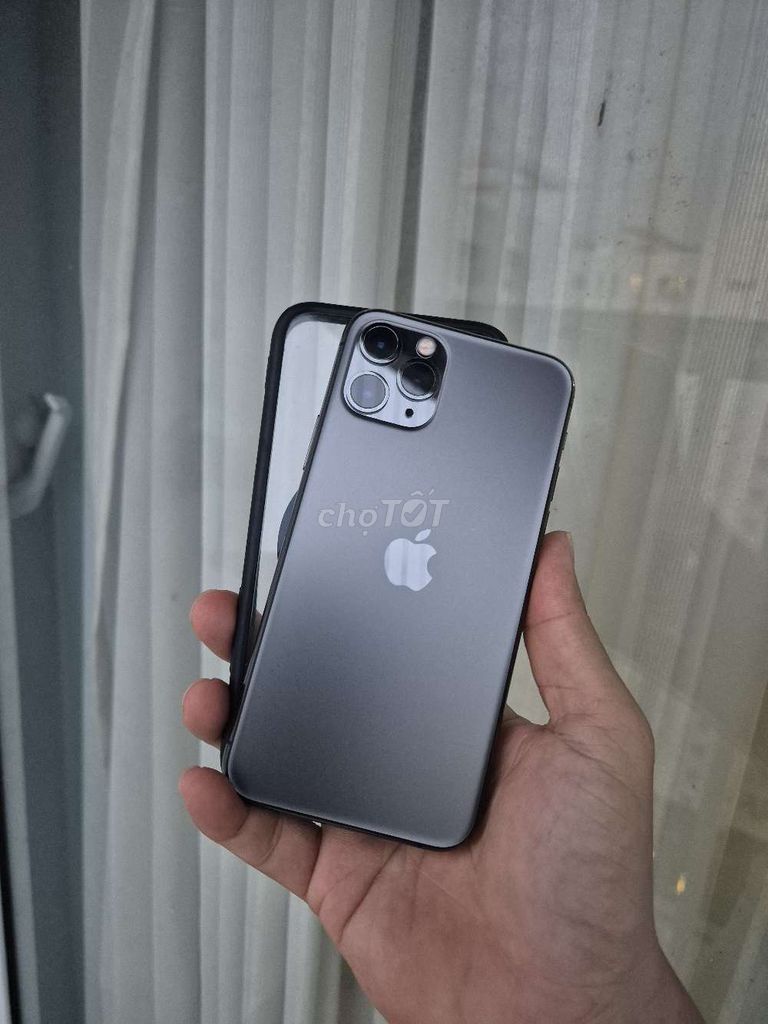 Apple iPhone 11 Pro 64GB. Mua bán Điện thoại tại Quận 8 Tp Hồ Chí Minh được đăng bởi Phan Minh Tân hình 1