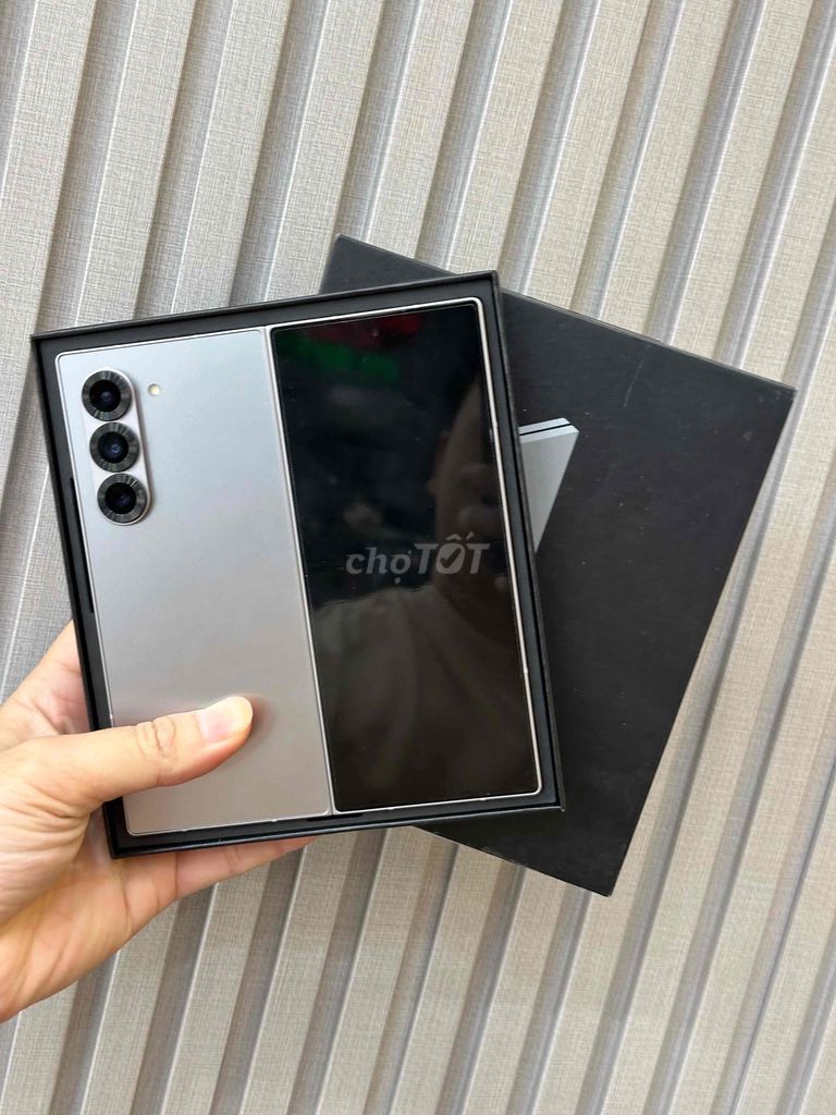 Z Fold 6 256GB Bạc 99% VN Zin đẹp 99 Fullbox 2sim. Mua bán Điện thoại tại Quận Ninh Kiều Cần Thơ được đăng bởi Quý Mobile Cần thơ hình 1