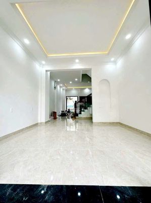 Аренда · 4 комн. · 60 м² · Quận 12, ул. Đường Hà Đặc