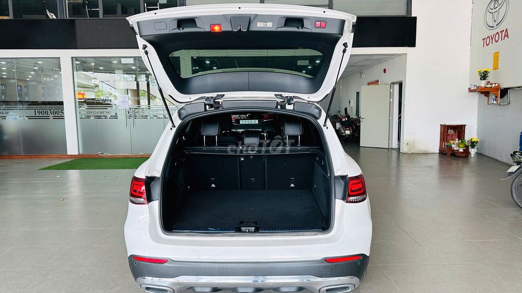 Mercedes GLC200 4 Matic V1 2022 trắng cực đẹp. Mua bán Ô tô tại Quận Gò Vấp Tp Hồ Chí Minh được đăng bởi NGUYỄN MINH VUA XE LƯỚT hình 11