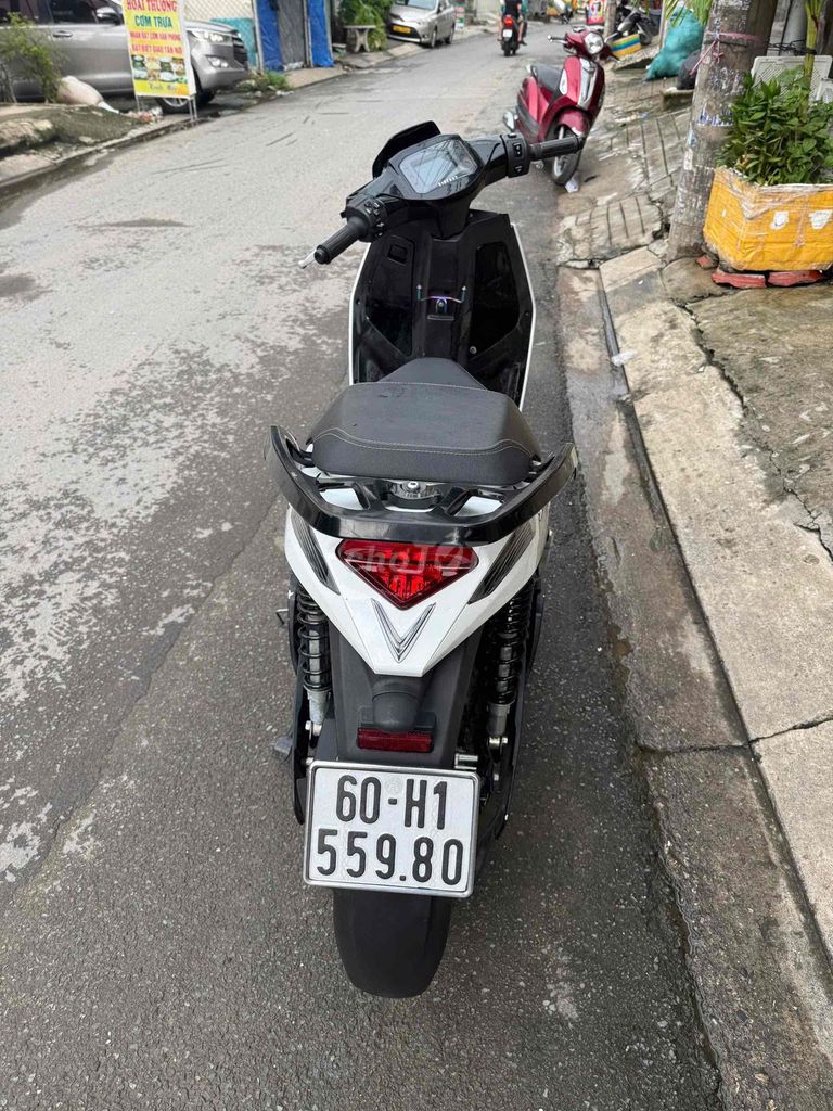 Theon S pin mua. Mua bán Xe điện tại Quận Bình Thạnh Tp Hồ Chí Minh được đăng bởi Nguyễn Anh Tuấn hình 3