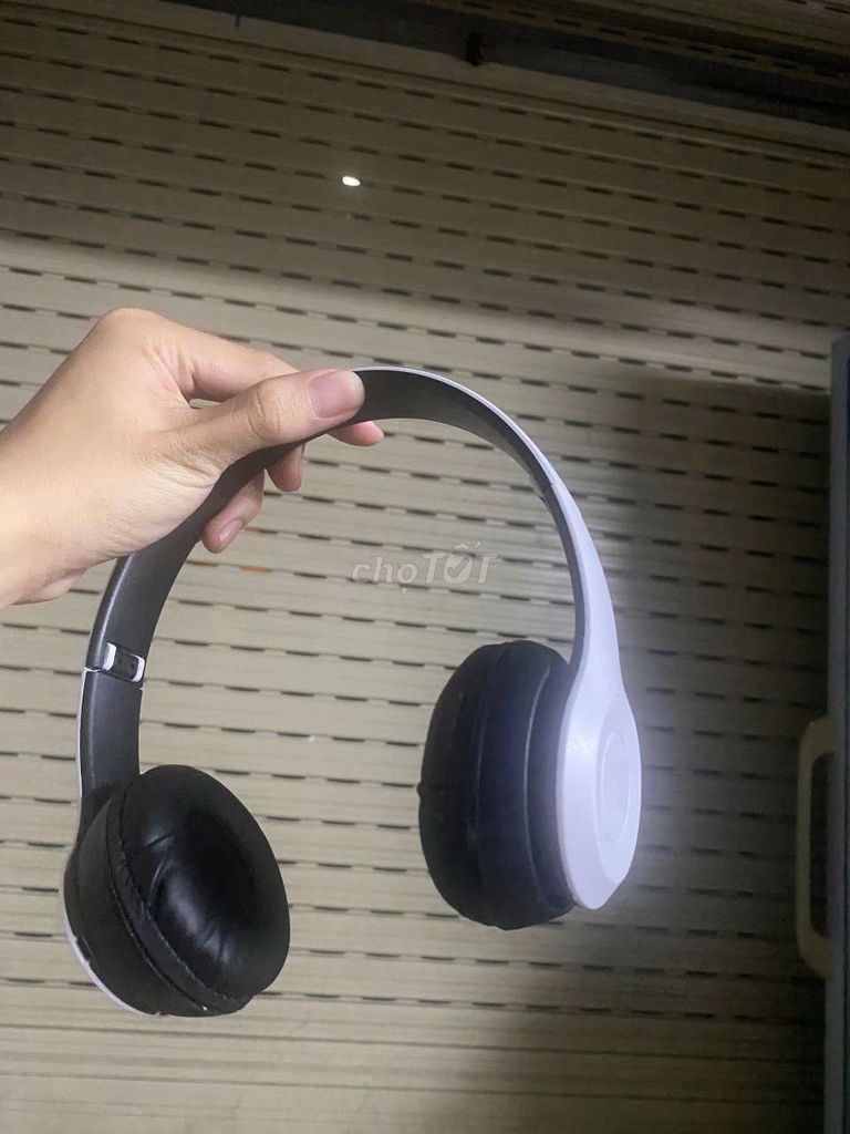 Tai nghe chụp tai Bluetooth