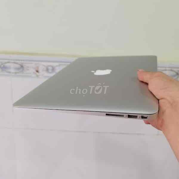Apple MacBook Air 2017 Bạc Như mới. Mua bán Laptop tại Thành phố Biên Hòa Đồng Nai được đăng bởi huynh long phúc  hình 1