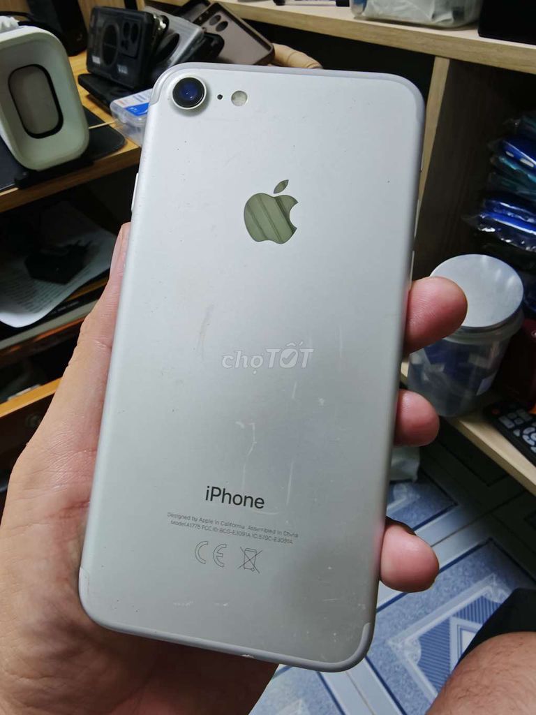 iPhone 7 Bạc 128G Giao lưu . Mua bán Điện thoại tại Thành phố Thủ Đức Tp Hồ Chí Minh được đăng bởi HD MEDIA HCM hình 1