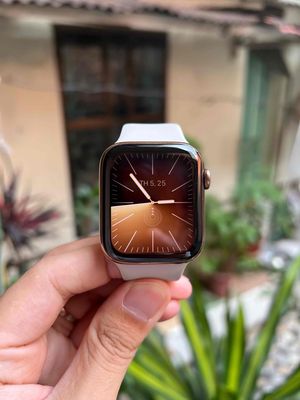 🍎 Apple Watch Series 4 44mm Thép Gold Pin 100 ESIM
