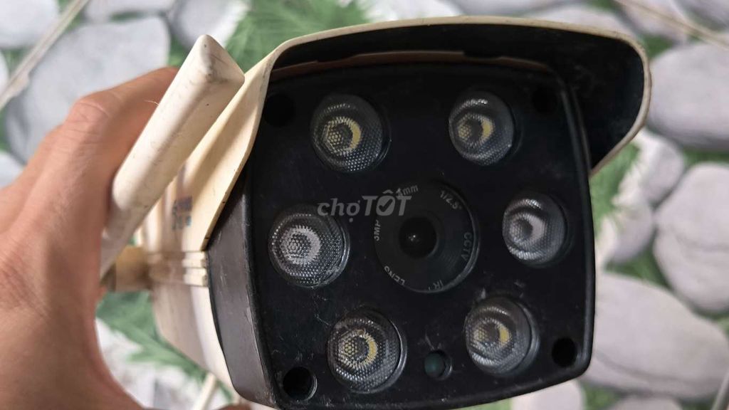 Camera an ninh Yoosee Ngoài trời FHD Trắng. Mua bán Máy ảnh, Máy quay tại Quận Kiến An Hải Phòng được đăng bởi VTV hình 1