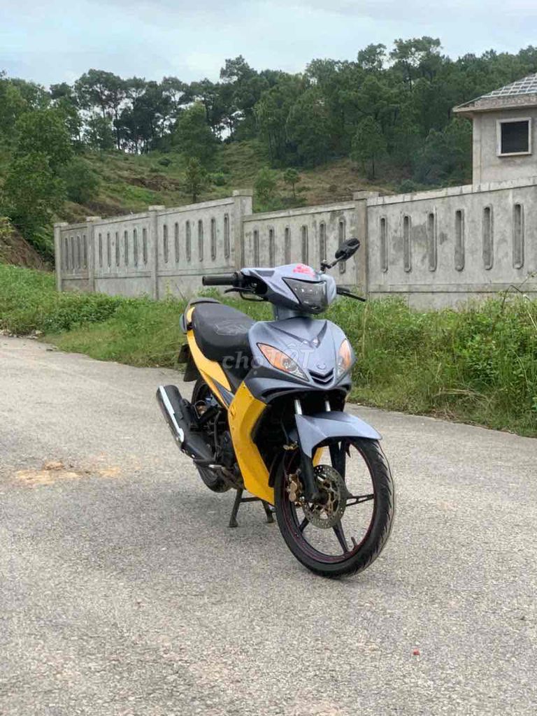 excuter Xuống Áo - Giá tốt - Hỗ trợ trả Góp 0Đ. Mua bán Xe máy tại Thị xã Hương Thủy Thừa Thiên Huế được đăng bởi CẦM ĐỒ ANH VŨ 198 NGUYỄN TẤT THÀNH hình 4