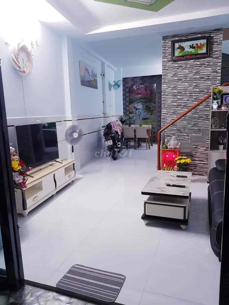 CHÍNH CHỦ BÁN NHÀ ĐẸP FULL NỘI THẤT - HƠN 50M2 - 4.5 TỶ