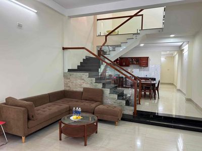 Аренда · 3 комн. · 100 м² · Quận Cẩm Lệ, ул. Đường Hoàng Hiệp