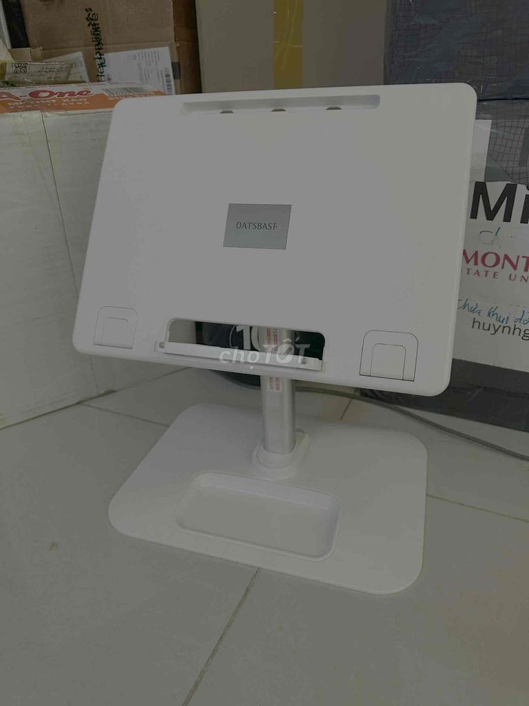 Giá đỡ máy tính bảng OATSBASE Trắng. Mua bán Phụ kiện (Màn hình, Chuột...) tại Quận 7 Tp Hồ Chí Minh được đăng bởi Nguyen thi kim ngoc hình 1